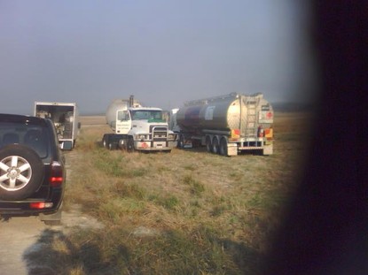Tankers bring in Fuel for Elvis